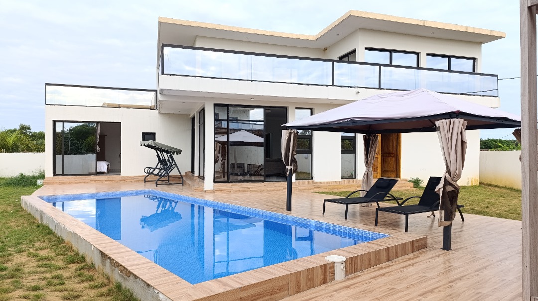 VILLA PRIVE ASSINIE 6 CHAMBRES